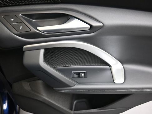 Certified 2025 Audi Q5 Premium Plus w/ Premium Plus image 16