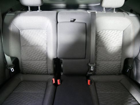 Used 2018 Chevrolet Equinox LT image 13