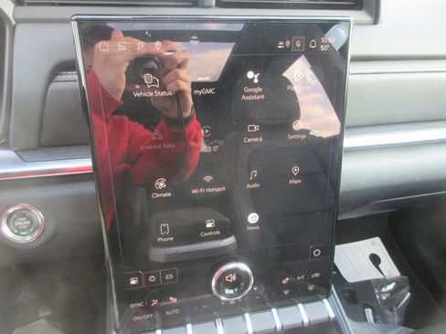 New 2026 GMC Terrain Elevation w/ Elevation Premium Package image 17