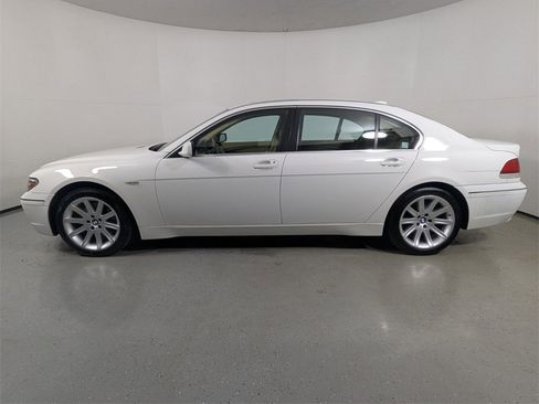 Used 2004 BMW 745Li image 4