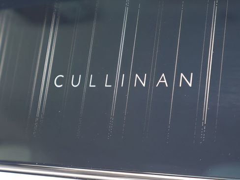 New 2026 Rolls-Royce Cullinan AWD/4WD image 27