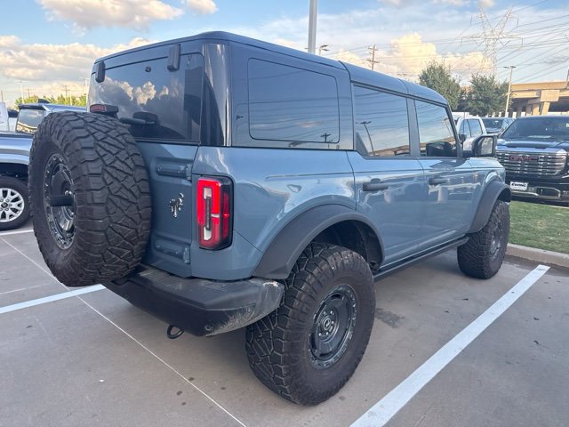 Used 2025 Ford Bronco Badlands AWD/4WD image 3