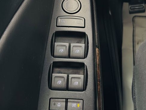 Used 2018 Chevrolet Tahoe 4WD image 41