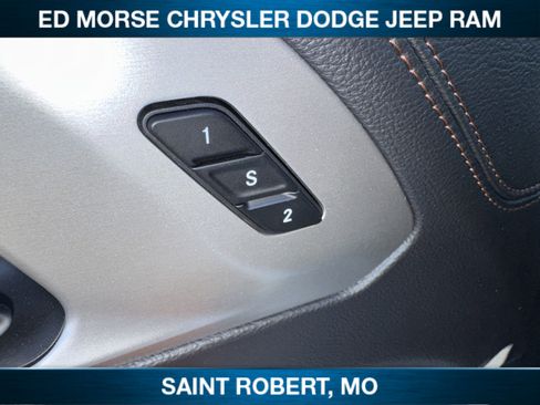 New 2026 Chrysler Pacifica Pinnacle FWD image 21