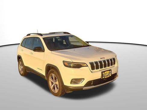 Used 2022 Jeep Cherokee Limited image 22