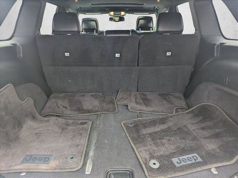 Used 2016 Jeep Grand Cherokee Limited image 6