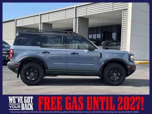 New 2026 Ford Bronco Sport Badlands w/ Sasquatch Badlands Package AWD/4WD image 3
