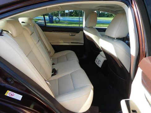 Used 2018 Lexus ES 350 w/ Navigation System Package FWD image 31