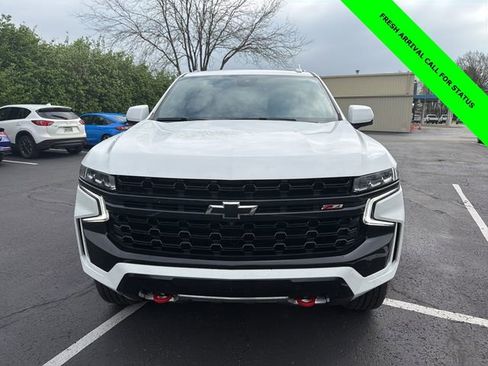 Used 2024 Chevrolet Suburban Z71 w/ Luxury Package image 2