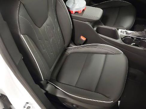 New 2026 Buick Encore GX Avenir w/ Avenir Convenience Package AWD/4WD image 28