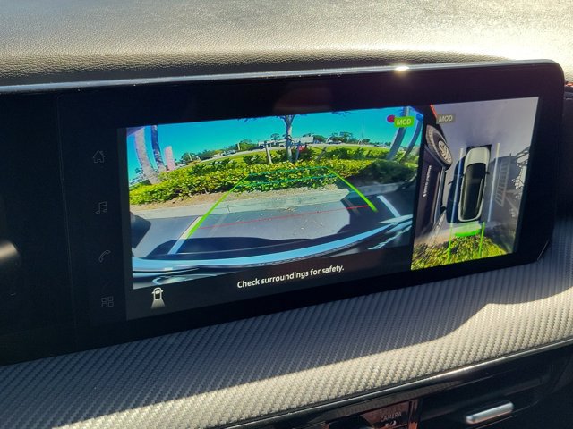 Certified 2026 Nissan Kicks SR FWD image 32