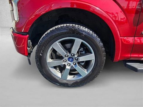 Used 2017 Ford F150 Lariat w/ Equipment Group 502A Luxury AWD/4WD image 23