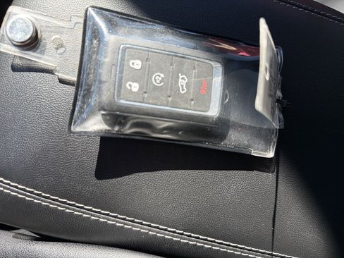 Used 2024 Jeep Grand Cherokee Altitude image 36