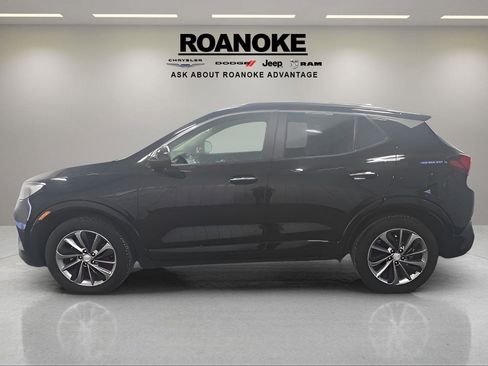 Used 2022 Buick Encore GX Preferred w/ Sport Touring Package image 16