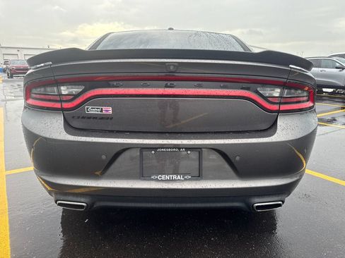 Used 2020 Dodge Charger SXT w/ Blacktop Package RWD image 5