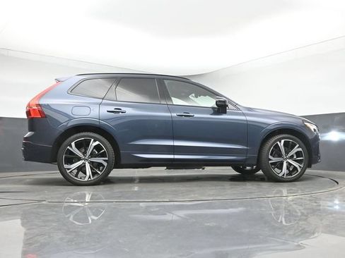 Used 2023 Volvo XC60 B5 Ultimate w/ Climate Package AWD/4WD image 17