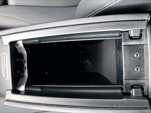 Certified 2022 Mercedes-Benz GLB 250 4MATIC image 26