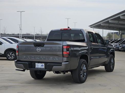 Used 2026 Nissan Frontier SV w/ Tow Package image 4