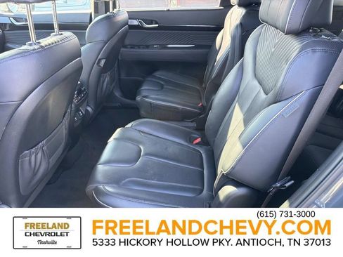 Used 2023 Hyundai Palisade Calligraphy image 16