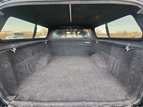 Used 2017 Chevrolet Colorado Z71 image 35