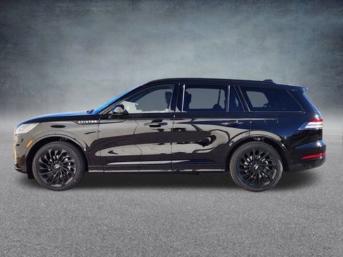 New 2026 Lincoln Aviator Reserve image 4