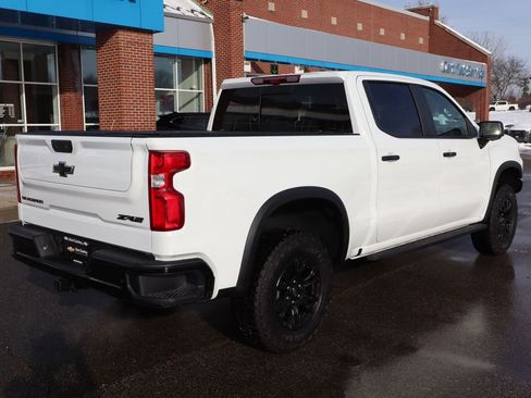 New 2026 Chevrolet Silverado 1500 ZR2 image 39