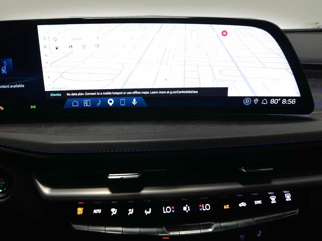 Used 2024 Cadillac XT4 Sport AWD/4WD image 16