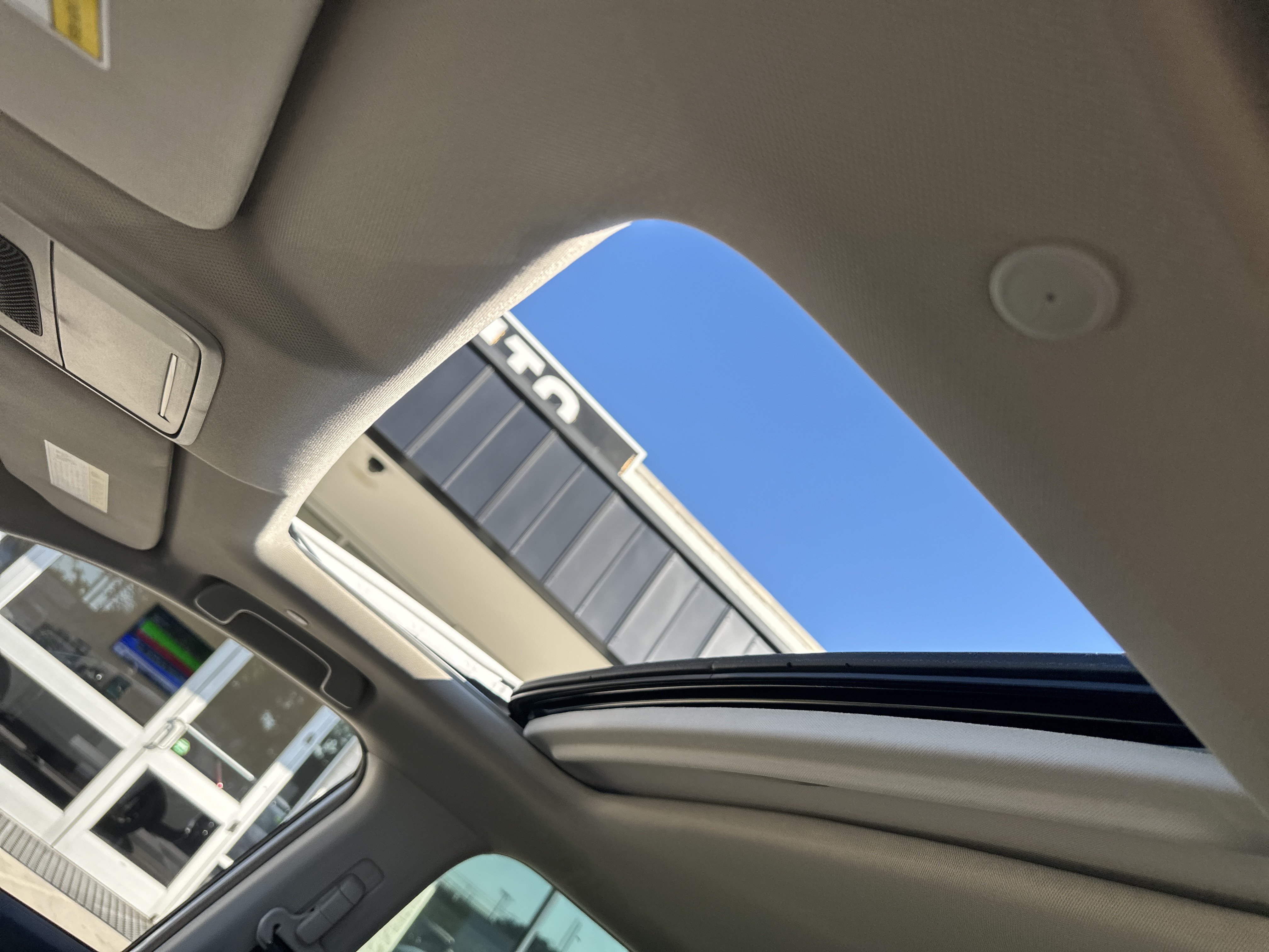 Used 2026 Honda CR-V EX-L image 10