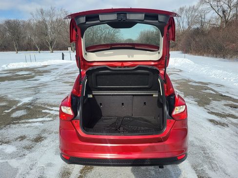 Used 2012 Ford Focus SE w/ SE Sport Pkg image 10