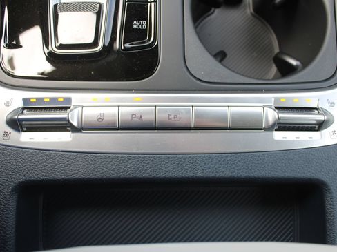 New 2027 Kia Carnival SX Prestige FWD image 44