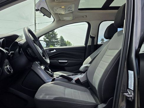 Used 2015 Ford Escape SE FWD image 16