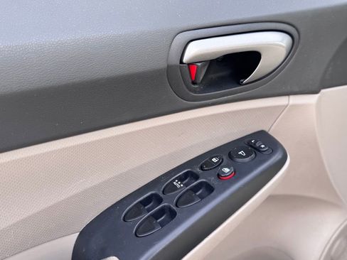 Used 2011 Honda Civic LX image 12