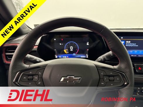 Used 2025 Chevrolet TrailBlazer RS w/ Convenience Package image 24