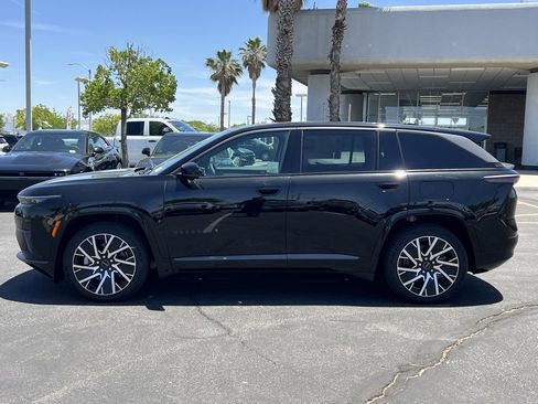 New 2025 Jeep Wagoneer S Limited image 3