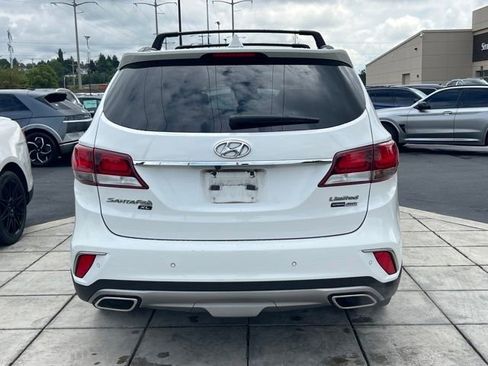 Used 2019 Hyundai Santa Fe XL AWD/4WD image 6