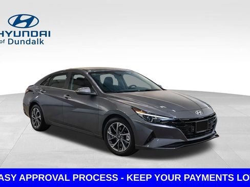 Used 2024 Hyundai Elantra SEL image 2