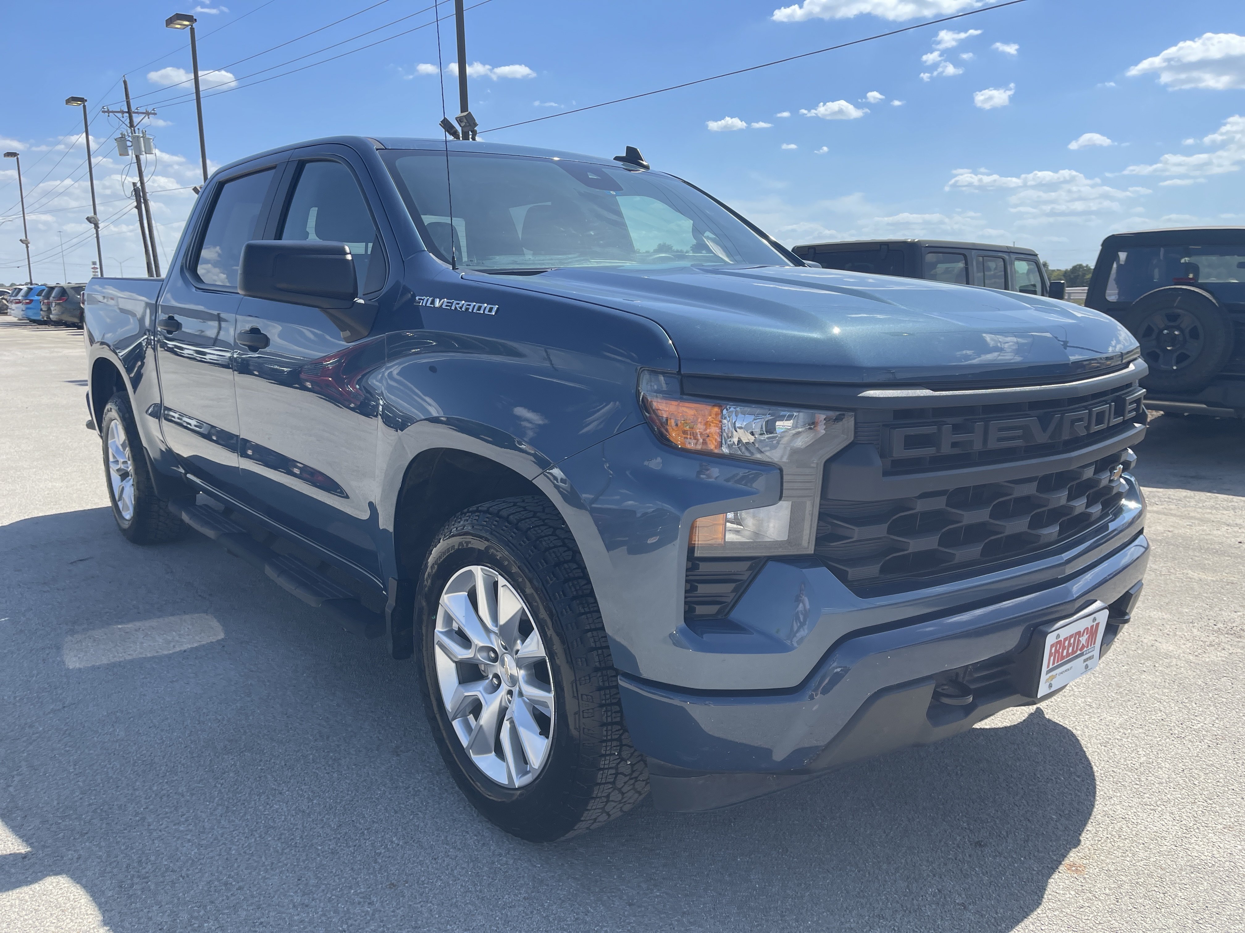 Used 2024 Chevrolet Silverado 1500 Custom RWD image 2