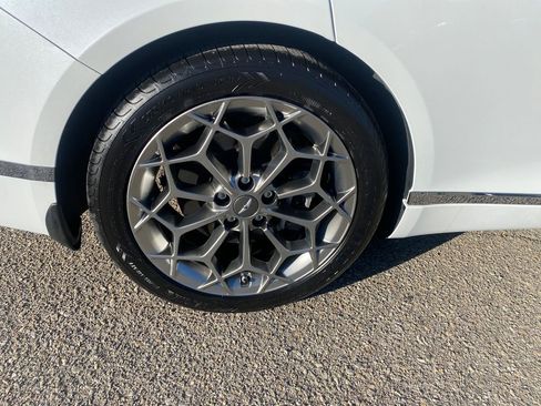 Used 2022 Genesis G80 2.5T w/ Prestige Package image 32