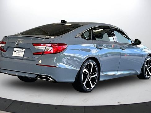 Used 2021 Honda Accord Sport image 9