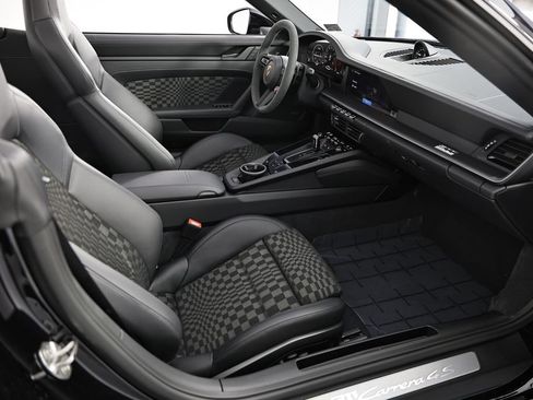 New 2026 Porsche 911 Carrera 4S AWD/4WD image 36