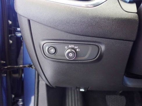 Used 2024 Chevrolet Equinox LT image 14