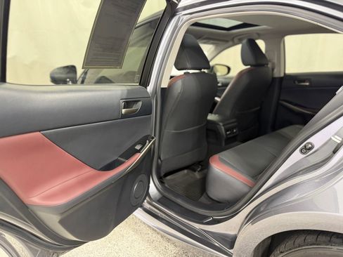 Used 2019 Lexus IS 300 AWD w/ Navigation Package image 32