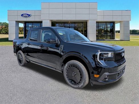 New 2026 Ford Maverick Lobo AWD/4WD image 1