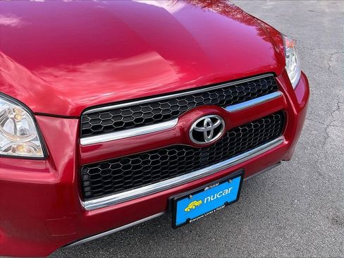 Used 2010 Toyota RAV4 Limited AWD/4WD image 29