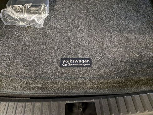 New 2026 Volkswagen Taos SEL image 29