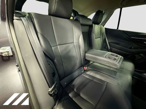 Certified 2025 Subaru Outback Limited AWD/4WD image 31
