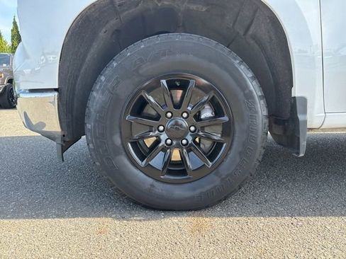 Used 2023 Chevrolet Silverado 1500 LT w/ Protection Package AWD/4WD image 17