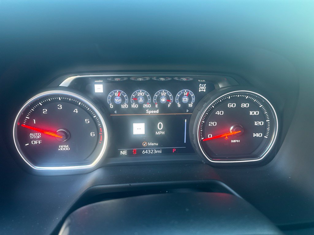 Used 2021 Chevrolet Tahoe Premier AWD/4WD image 16