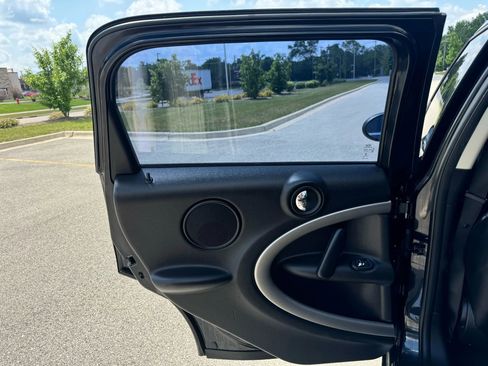 Used 2015 MINI Cooper Countryman image 16