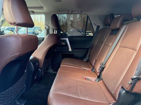 Used 2023 Toyota 4Runner Limited AWD/4WD image 18